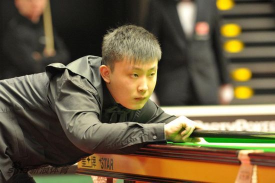 德甲赛场上 德甲赛场上